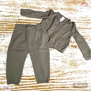 Bundle! Baby girls clothes size 12m! Excellent condition